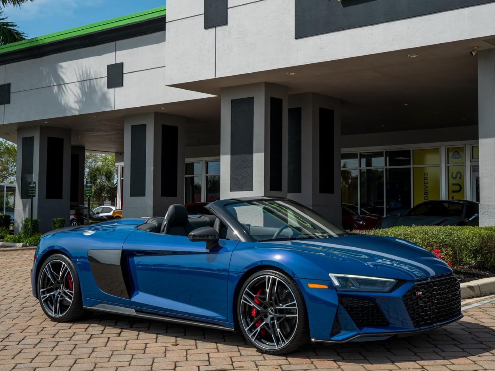 2022 audi r8 spyder top up